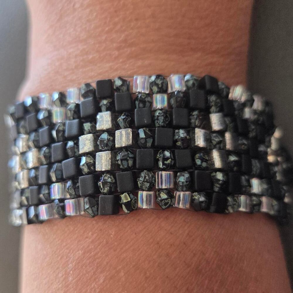 Black and silver beaded bracelet